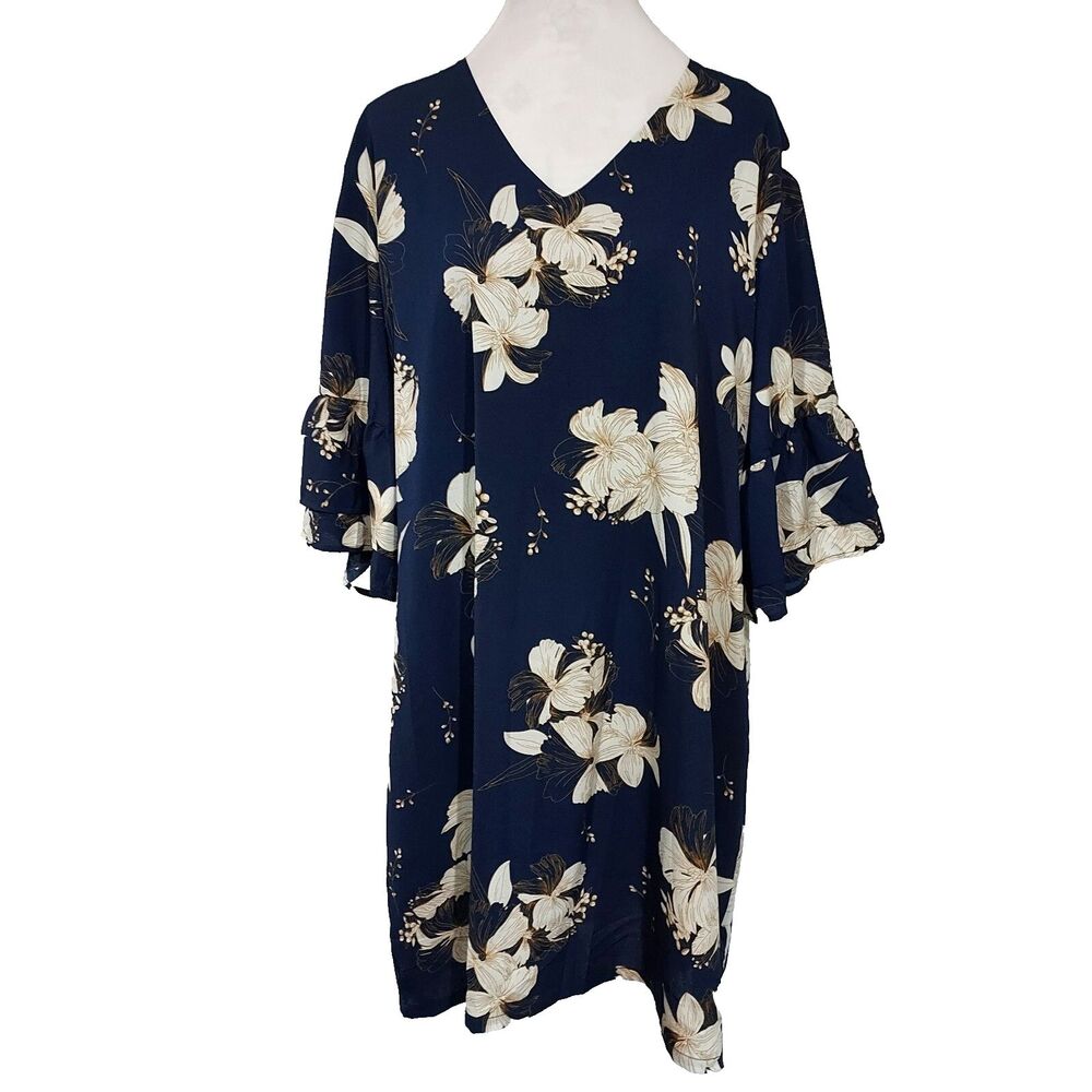 Belongsci Dress Womens Size 3XL Flowy Floral 3/4 Bell Sleeves Blue White NWT